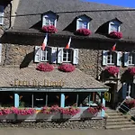 Logis L'ecu De France ホテル 3*