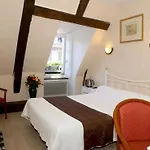 Logis L'ecu De France ホテル
