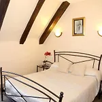 Logis L'ecu De France