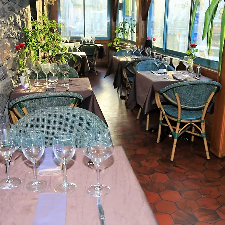 Logis L'ecu De France 3* Mauriac (Cantal)