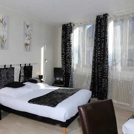 Logis L'ecu De France Mauriac (Cantal)