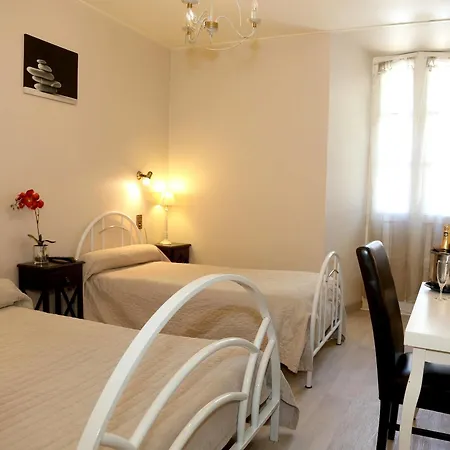 Szálloda Logis L'ecu De France