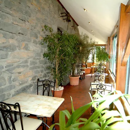 Hotel Logis L'ecu De France