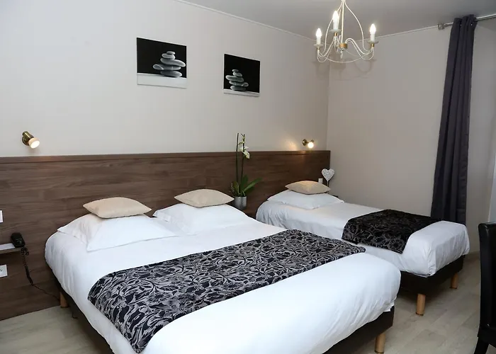 Logis L'ecu De France Hotel